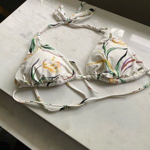 NWOT ONEILL BIKINI TOP-FINAL PRICE